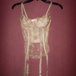 SEXY VICTORIA'S SECRET BEAUTIFUL CORSET- LIMITED
